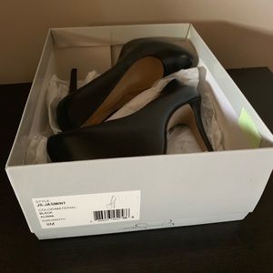 Jessica Simpson Black Jasmint Platform Pumps